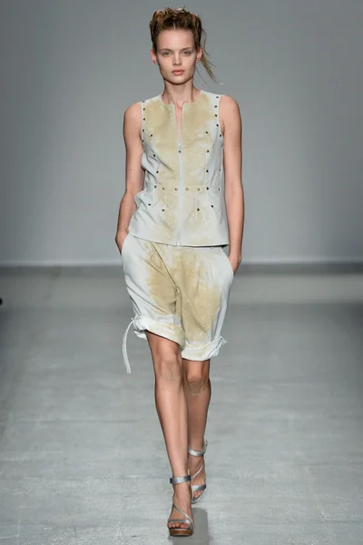 Look 6